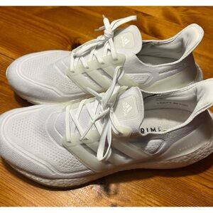 Men’s adidas UltraBoost 21 Sneakers 👟